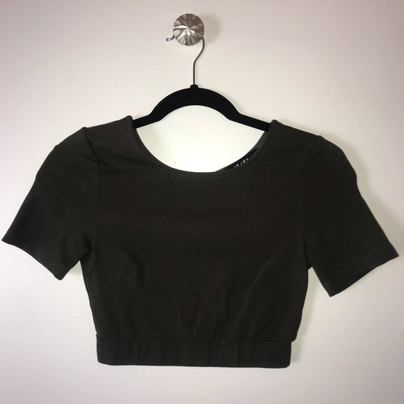 Lulu’s Olive Green Crop Top - Picture 1 of 4